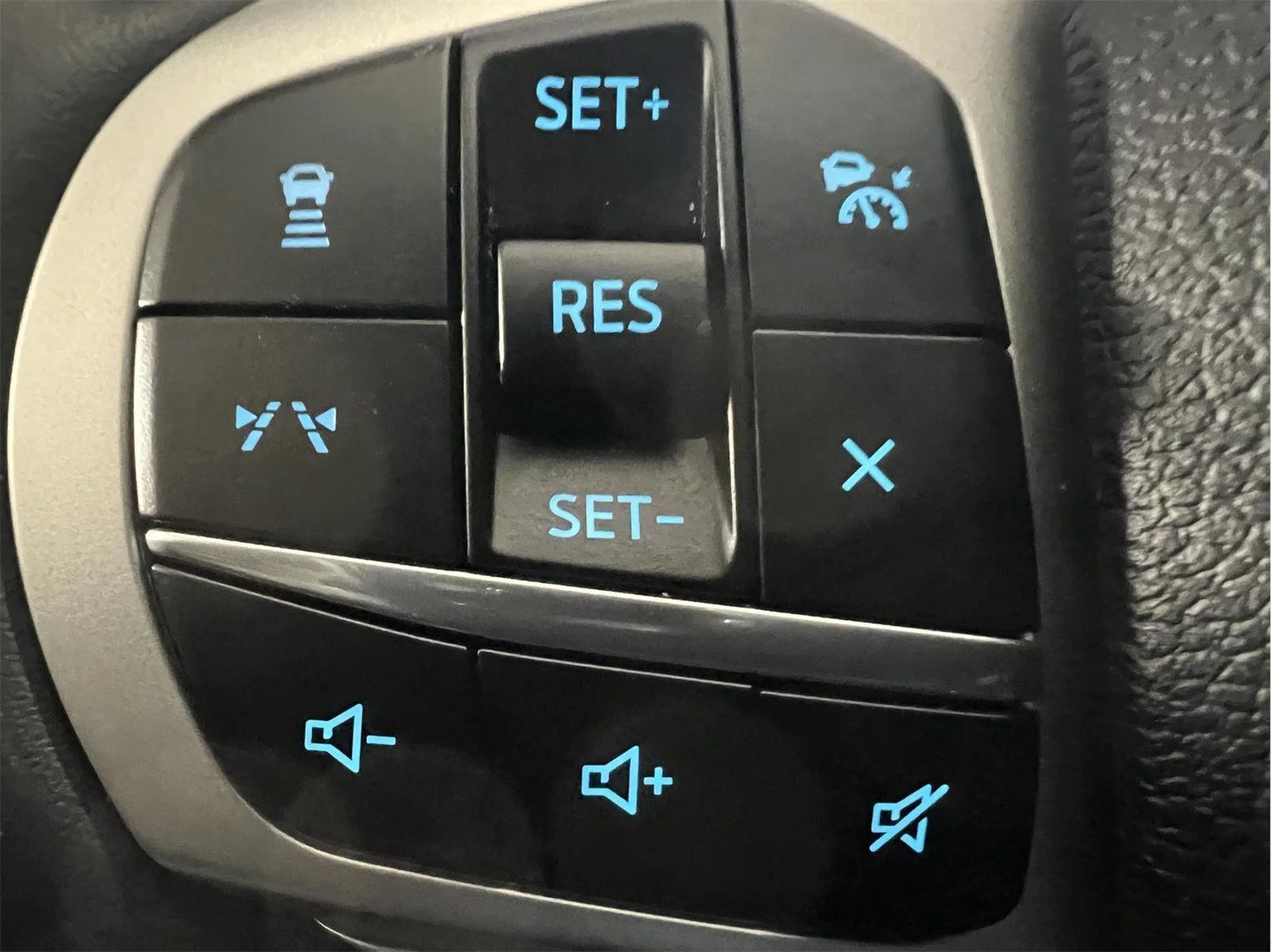Used 2025 Carbonized Gray Ford Active image 22