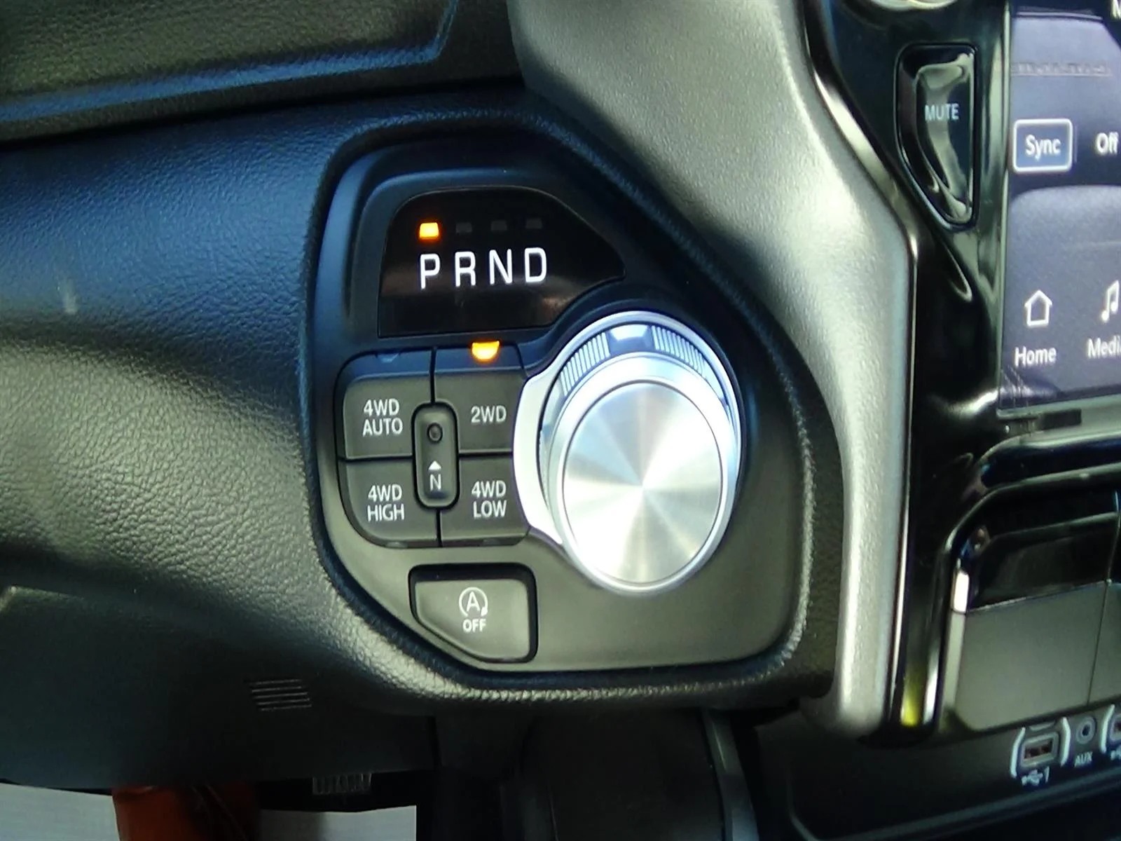 Used 2025 Delmonico Red Pearl Coat (prv) RAM Laramie image 23