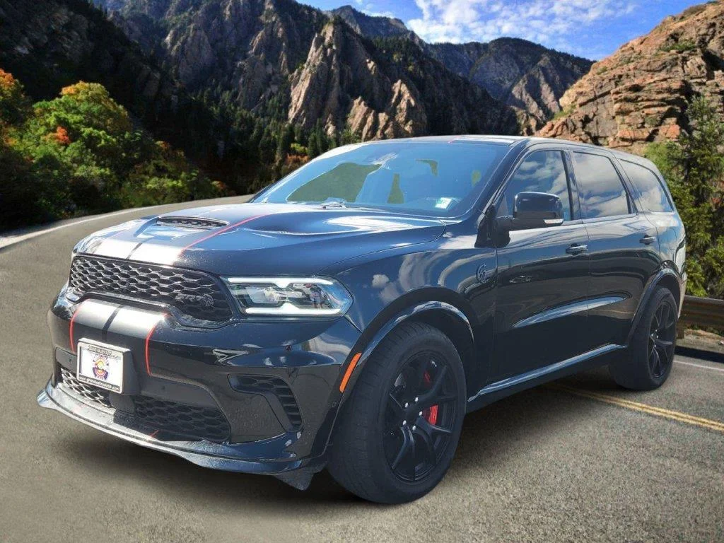 Used 2023 DB Black Dodge SRT Hellcat Premium image 5