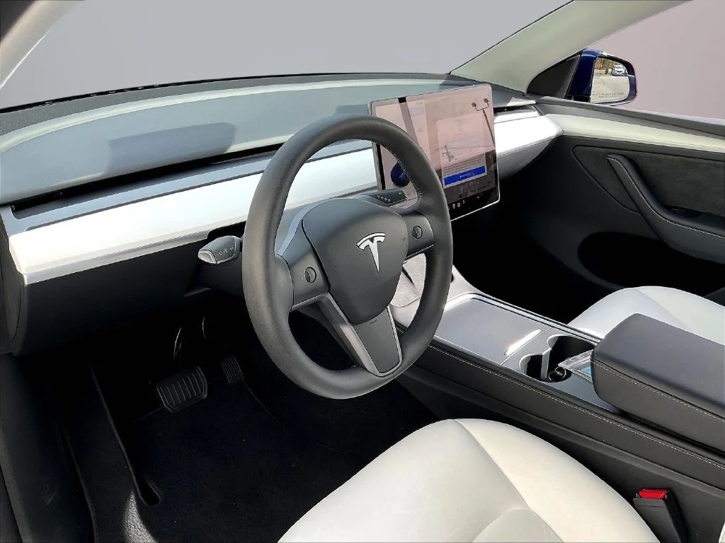 Used 2024 Deep Blue Metallic Tesla Long Range image 17