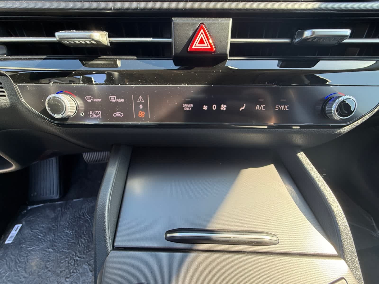 New 2026 Fusion Black Kia EX image 17