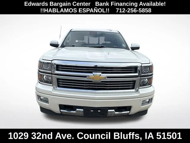 Used 2015 White Chevrolet High Country image 2
