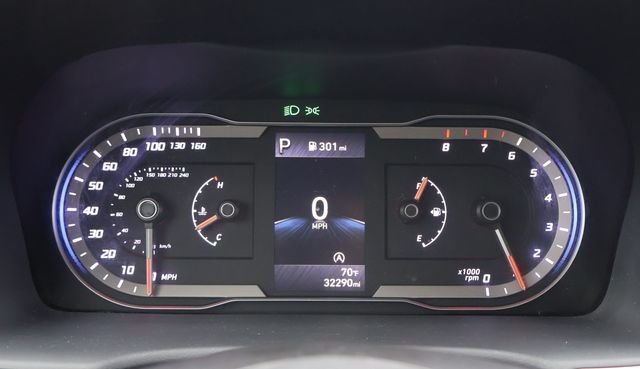 Used 2024 Black Hyundai SEL image 13