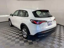 Used 2023 Platinum White Pearl Honda LX image 17