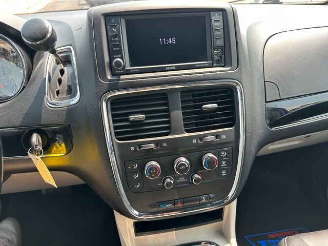 Certified Used 2020 Indigo Blue Clearcoat Dodge SXT image 26
