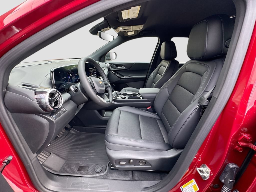 2026 Chevrolet Equinox LT - Photo 24