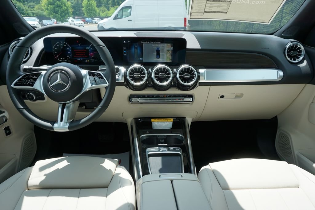 2025 Mercedes-Benz GLB Base - Photo 53