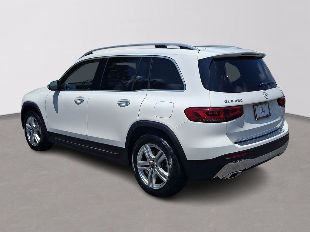 Certified Used 2022  Mercedes-Benz GLB 250 image 6