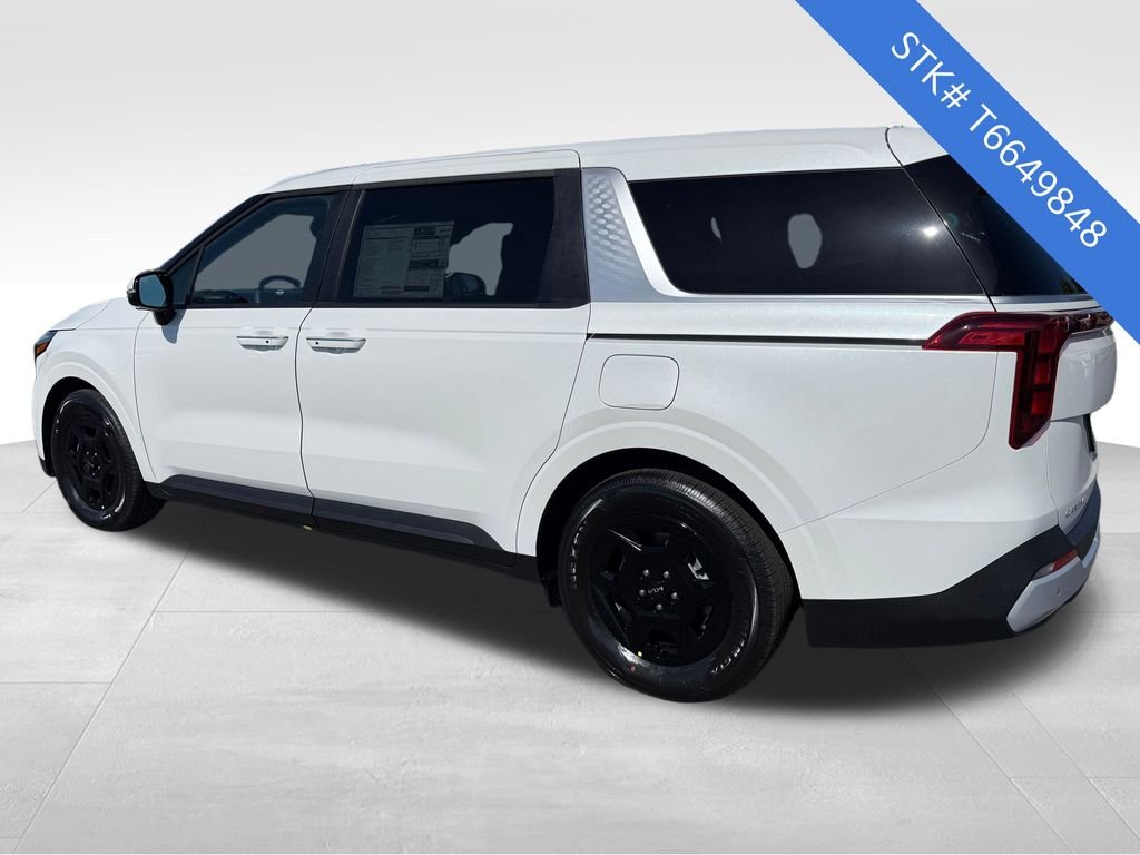 New 2026 Snow White Pearl Kia LXS image 5
