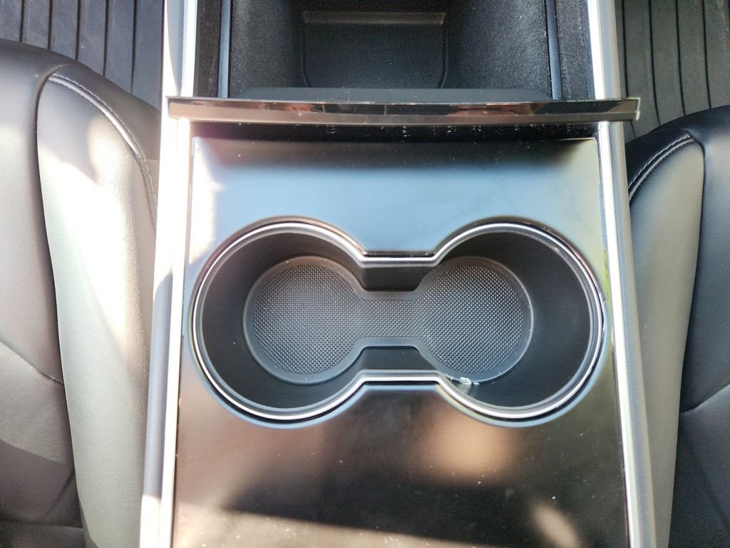 Used 2018 Black Tesla Long Range image 24