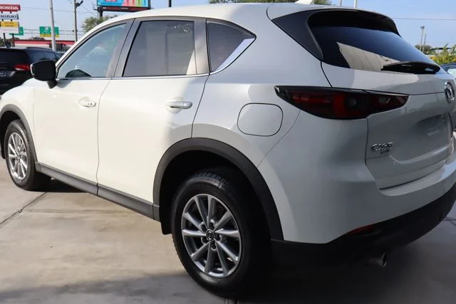 Used 2023 White Metallic Mazda 2.5 S Select Package image 6