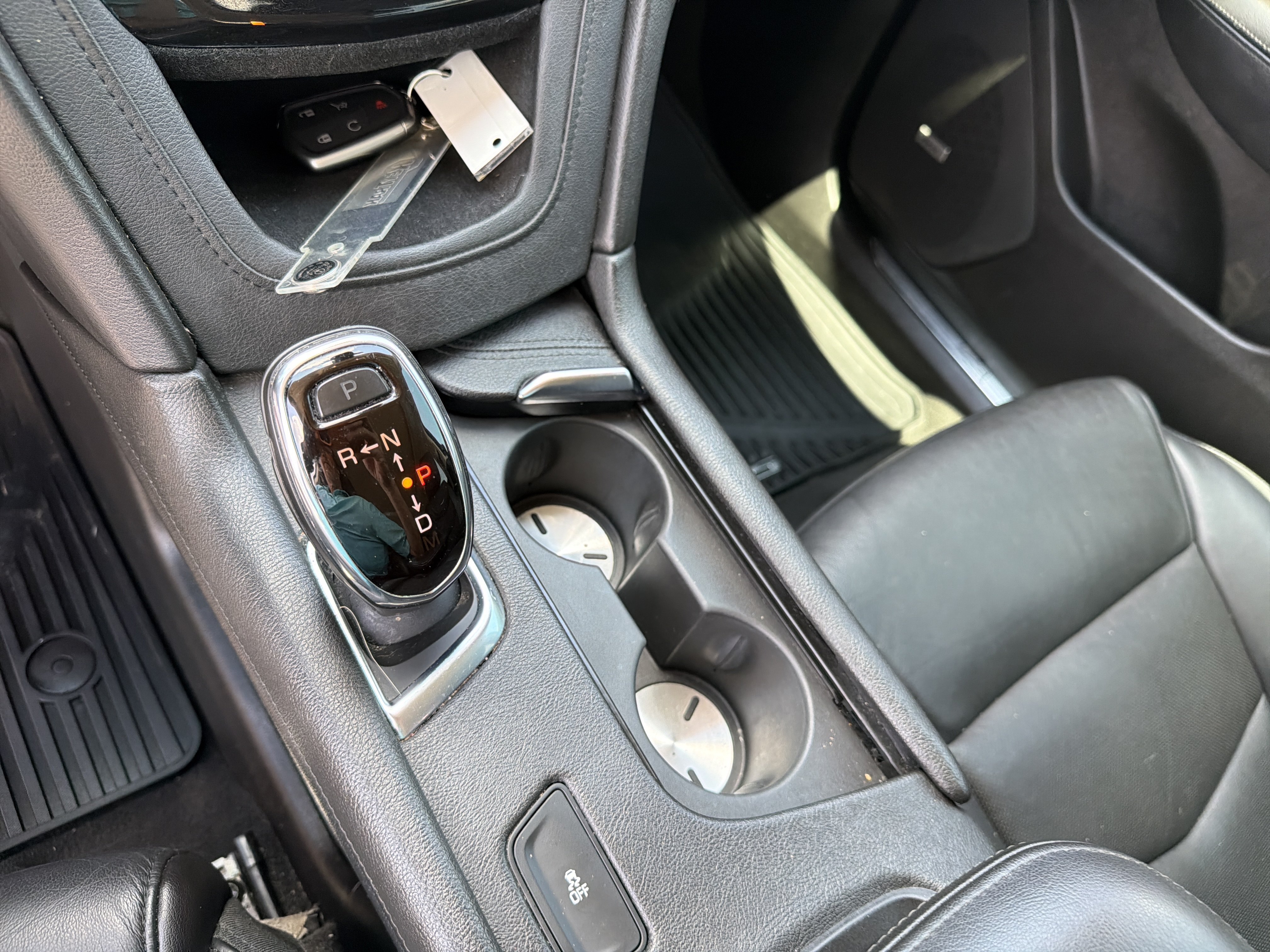 Used 2019 Red Horizon Tintcoat Cadillac Luxury FWD image 32