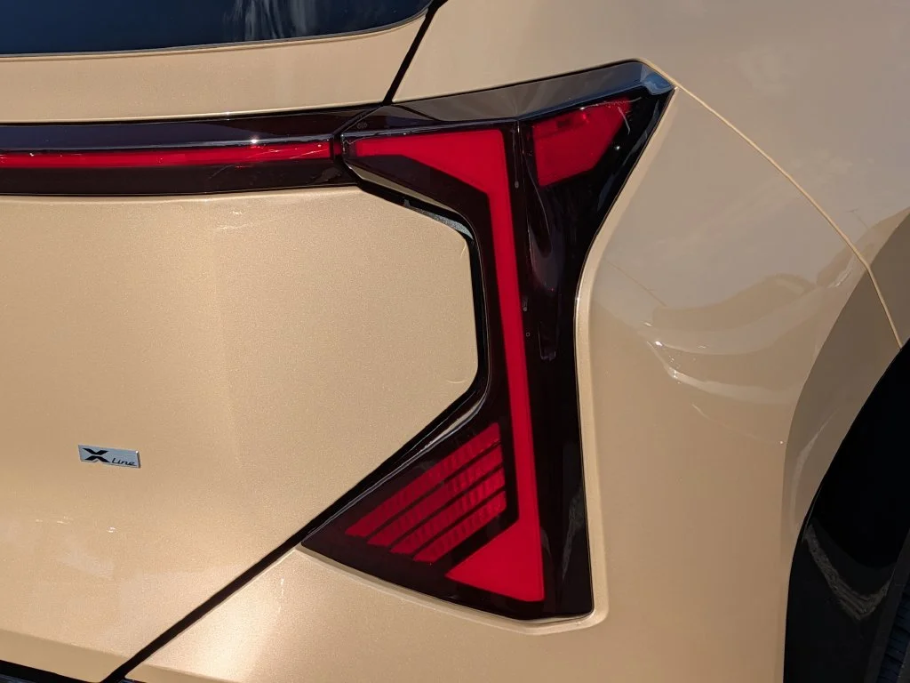 New 2027 Terrain Brown Kia X-Line S image 49