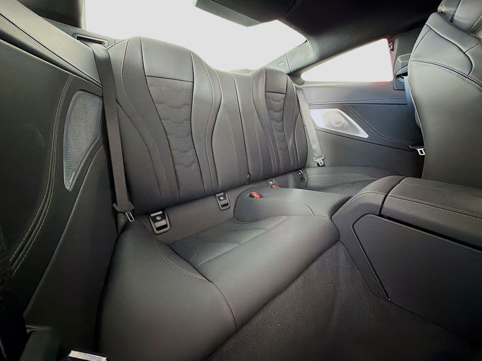 2026 BMW 8 Series 840i - Photo 26
