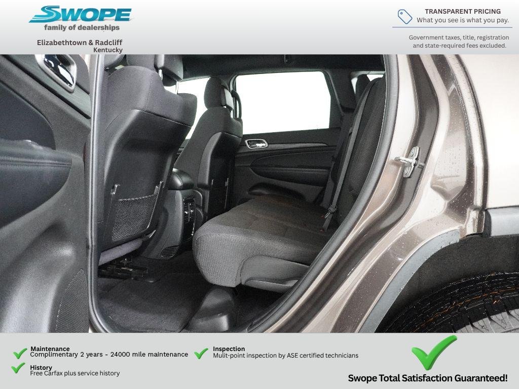 Used 2019 Walnut Brown Metallic Clearcoat Jeep Laredo E image 11