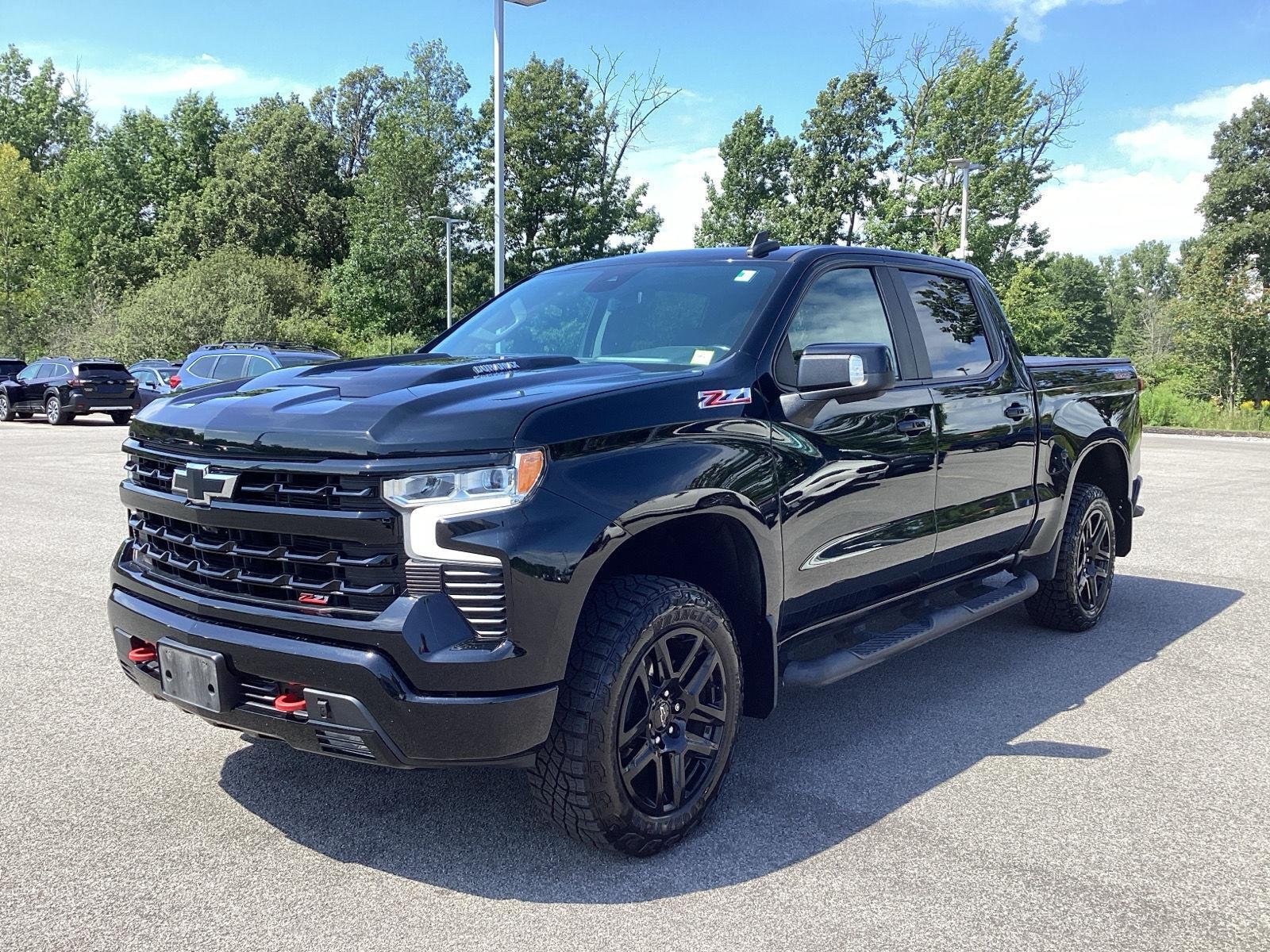 Used 2022 Black Chevrolet LT Trail Boss image 3