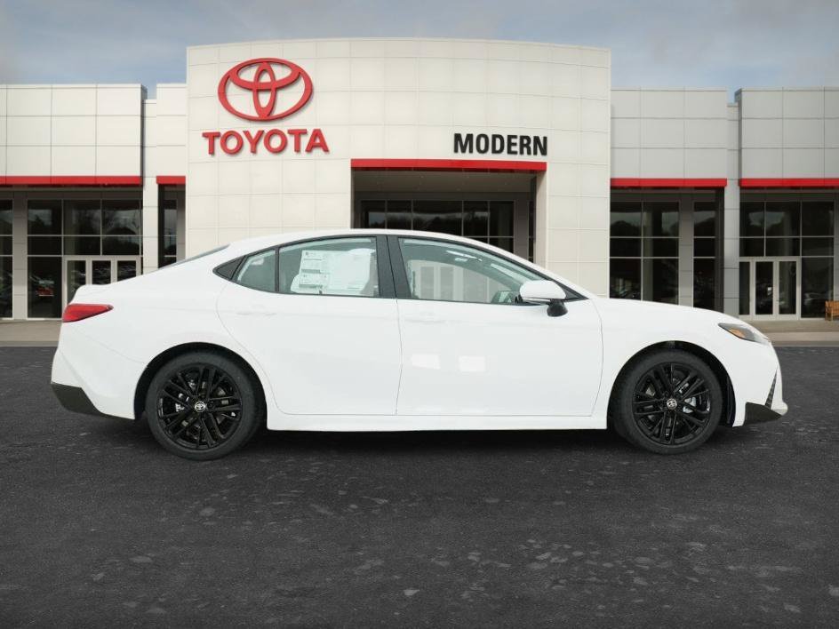 New 2026 Ice Cap Toyota SE image 8