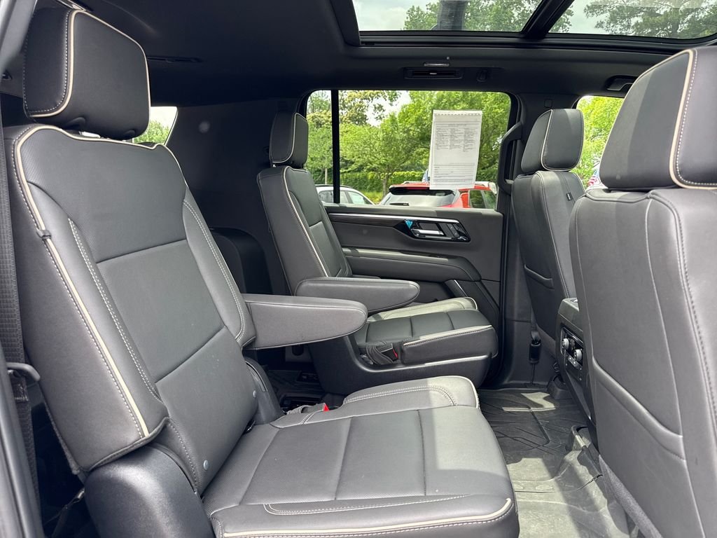 Used 2025 Gray Chevrolet Premier image 24