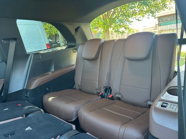 Used 2026 Twilight Blue Metallic Mercedes-Benz GLS 450 image 27
