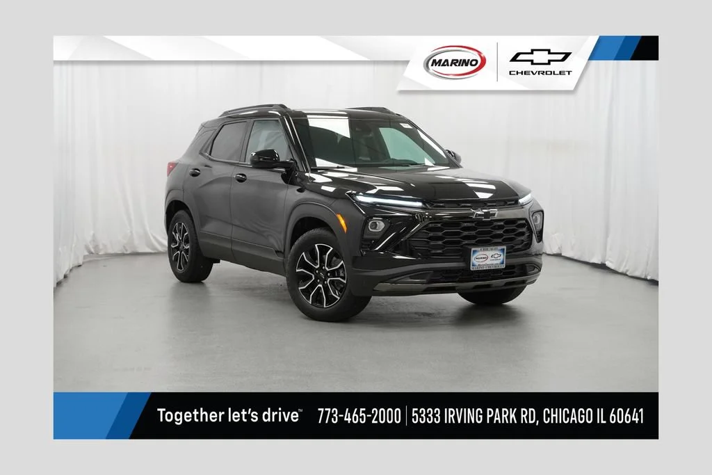 New 2026 Mosaic Black Metallic Chevrolet ACTIV image 1