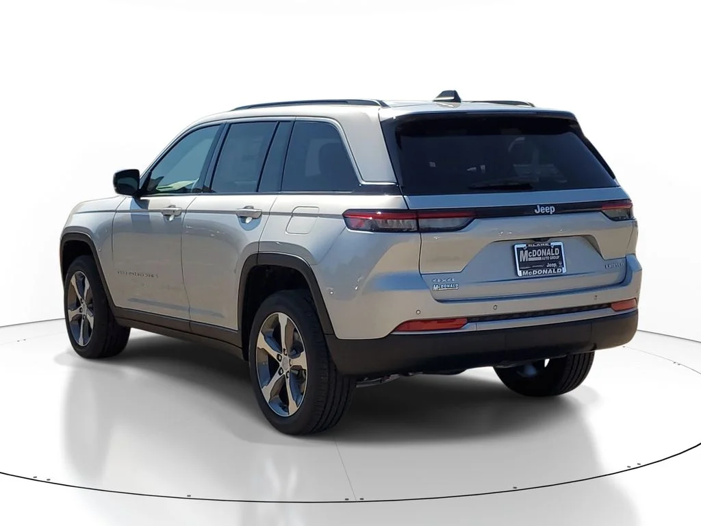 New 2026 Silver Jeep Limited image 4