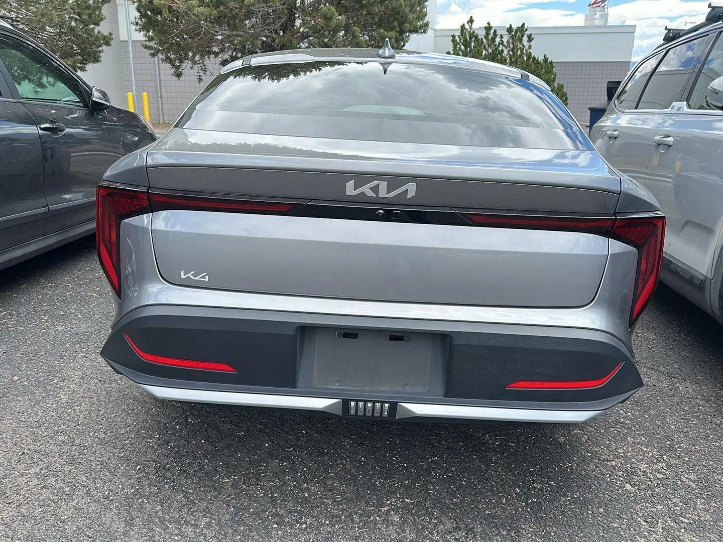Used 2025 Steel Gray Kia LXS image 5