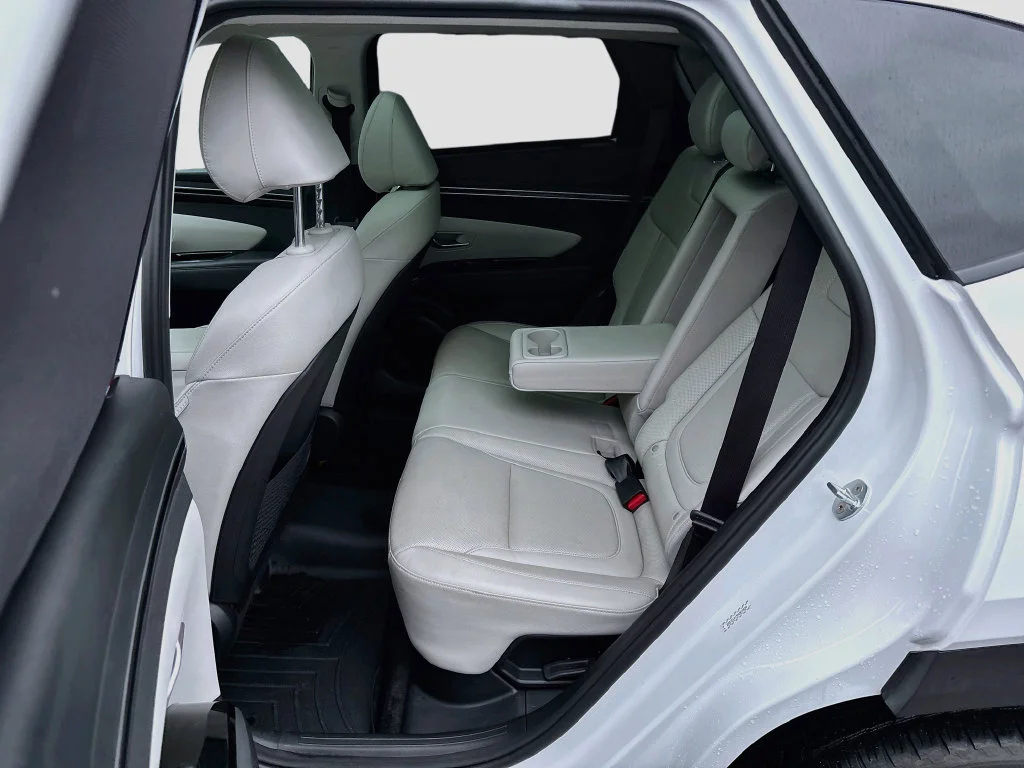 Used 2022 Quartz Hyundai Limited image 26