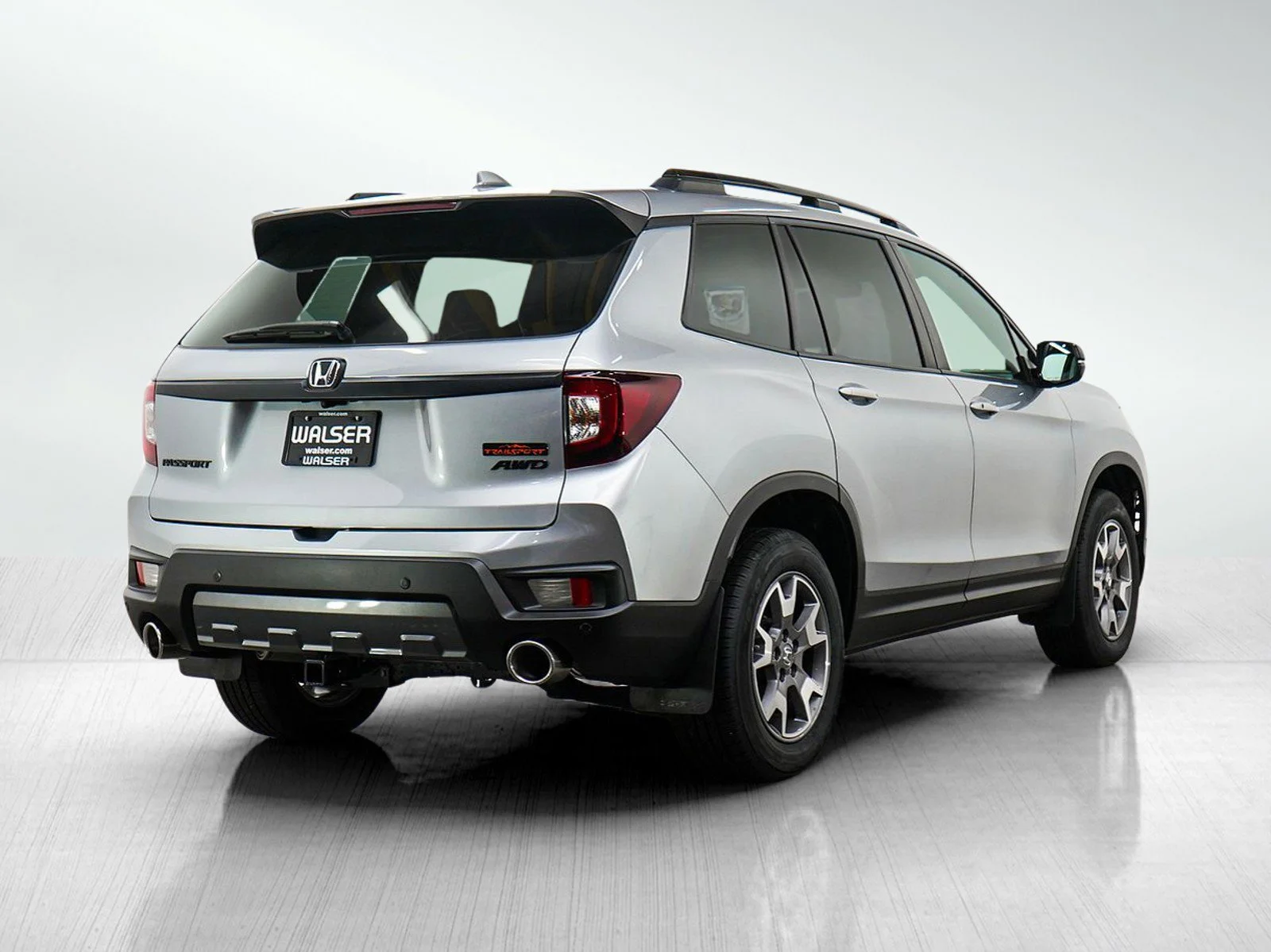 Used 2022 Silver Honda 4D TRAILSPORT AWD image 5