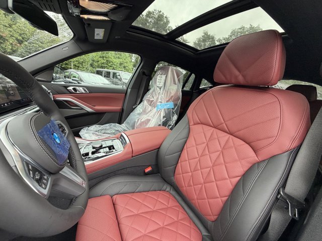 New 2027 Mineral White Metallic BMW xDrive40i image 9