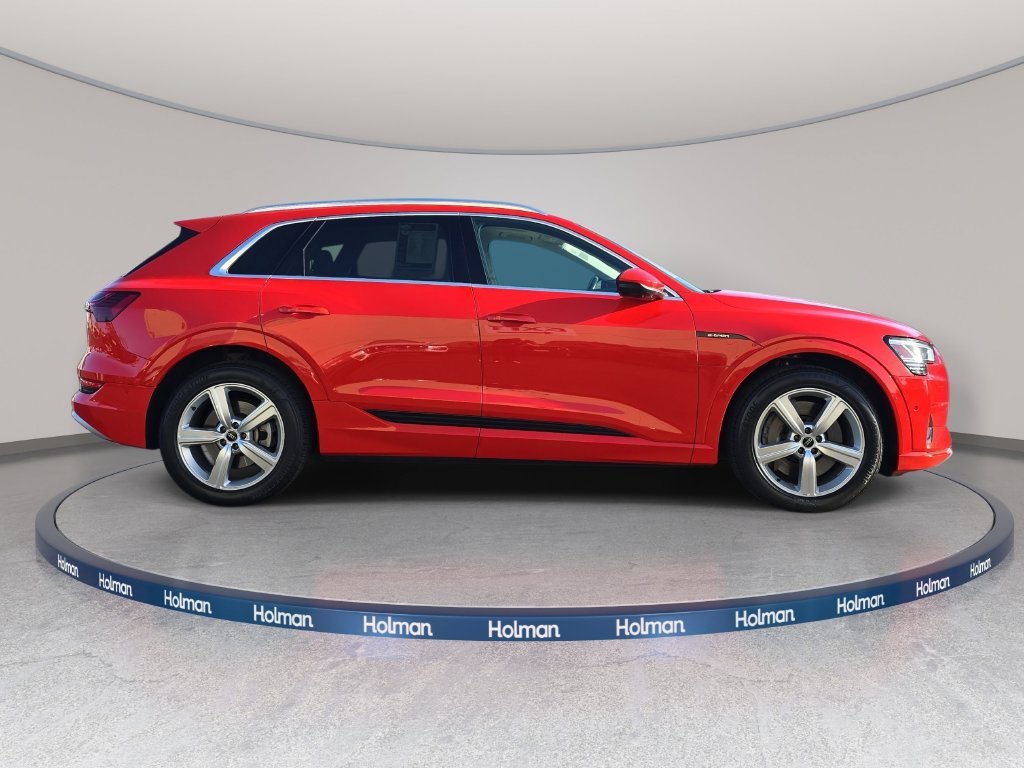 Used 2019 Red Audi Premium Plus image 5