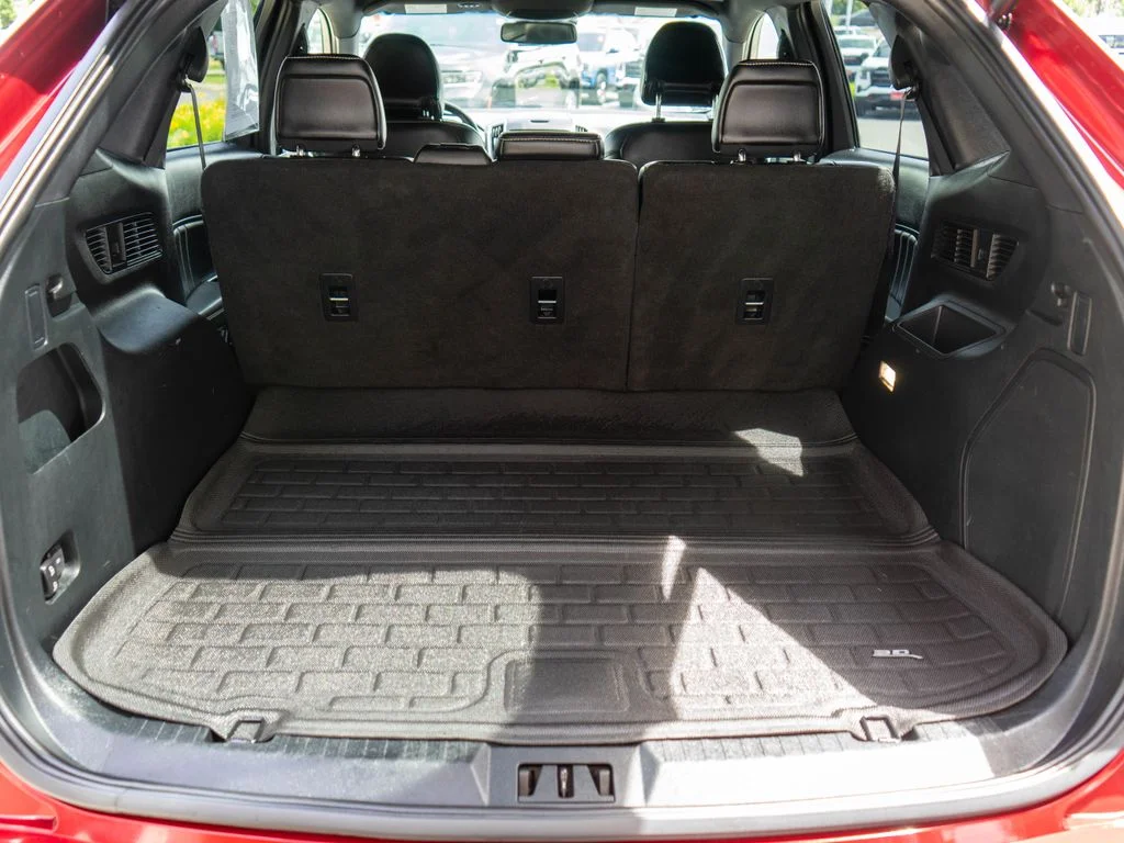 Used 2019 Red Ford ST image 32