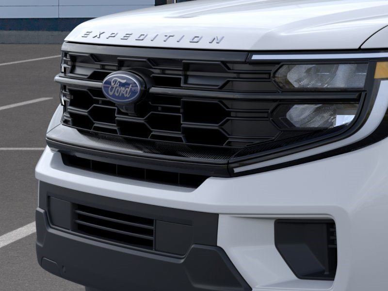 New 2026 Oxford White Ford Active image 18