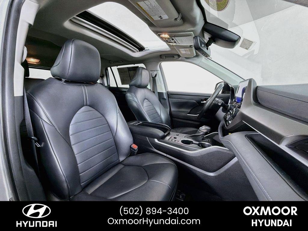 Used 2023 Celestial Silver Metallic Toyota Hybrid XLE image 29