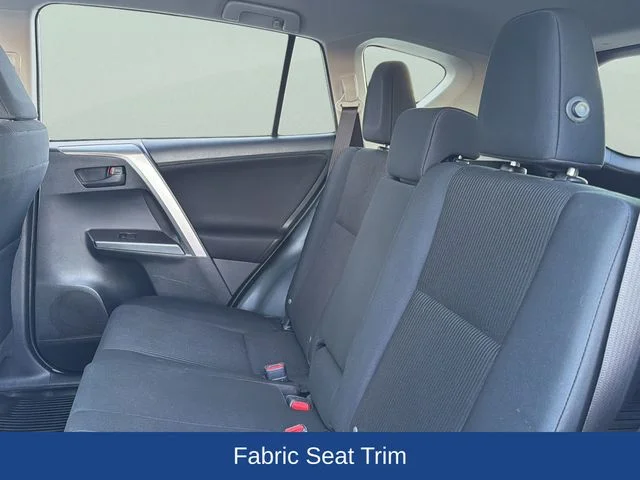 Used 2018 Gray Toyota LE image 17