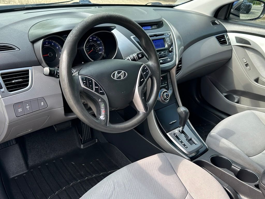 Used 2013 Blue Hyundai GLS image 18