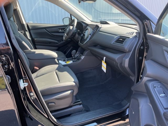 2025 Subaru Ascent Limited - Photo 6