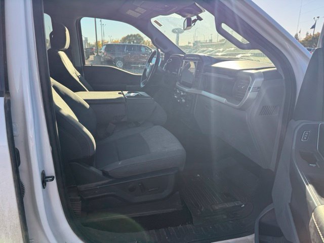 Used 2022 White Ford XLT image 12