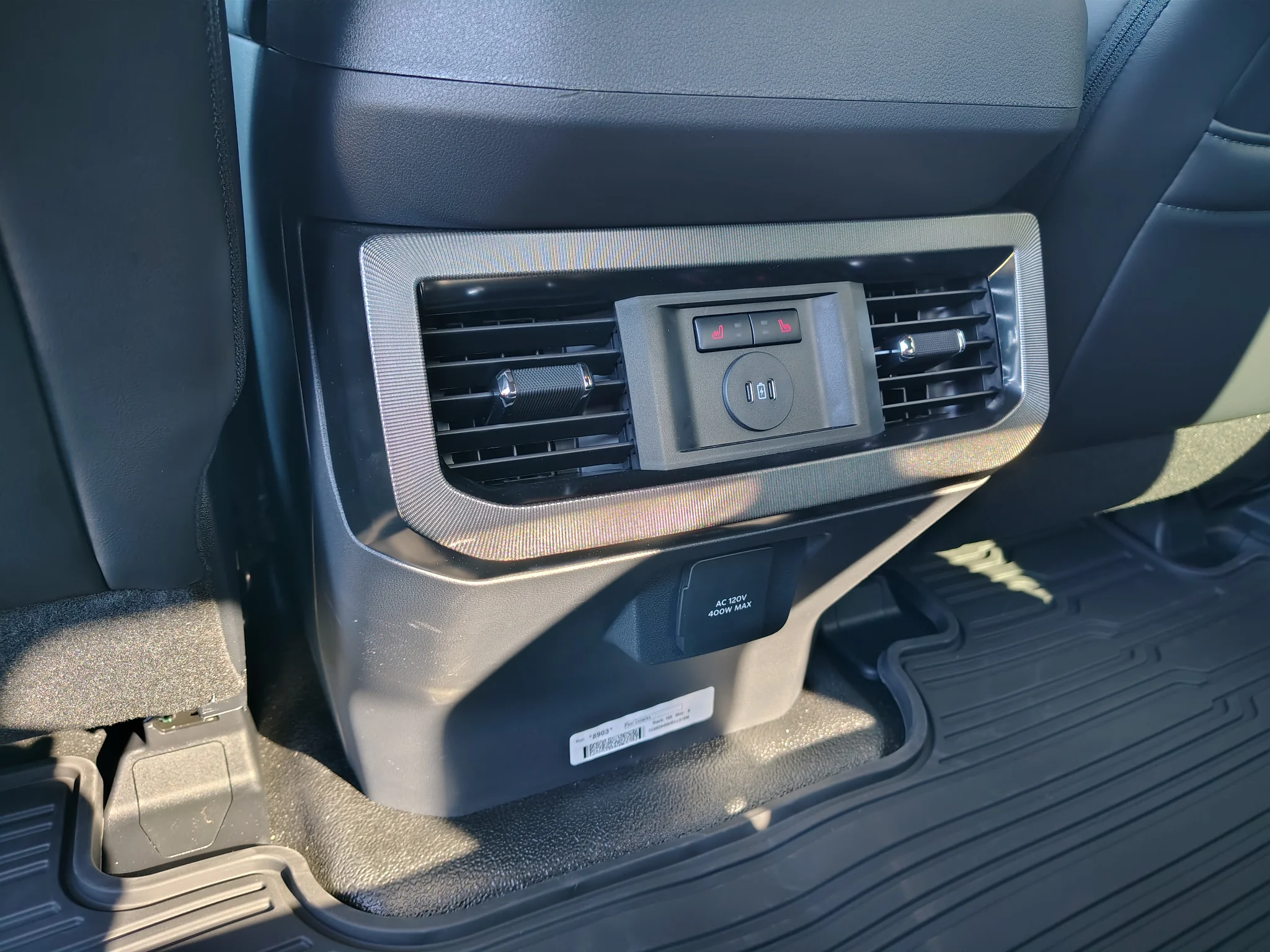 New 2027 Glacier Gray Metallic Tri-Coat Ford F-350® Platinum® image 14