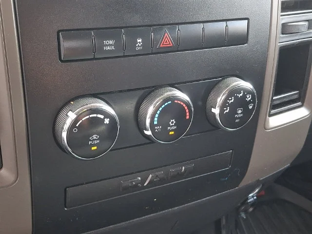 Used 2012 White Ram Express image 16