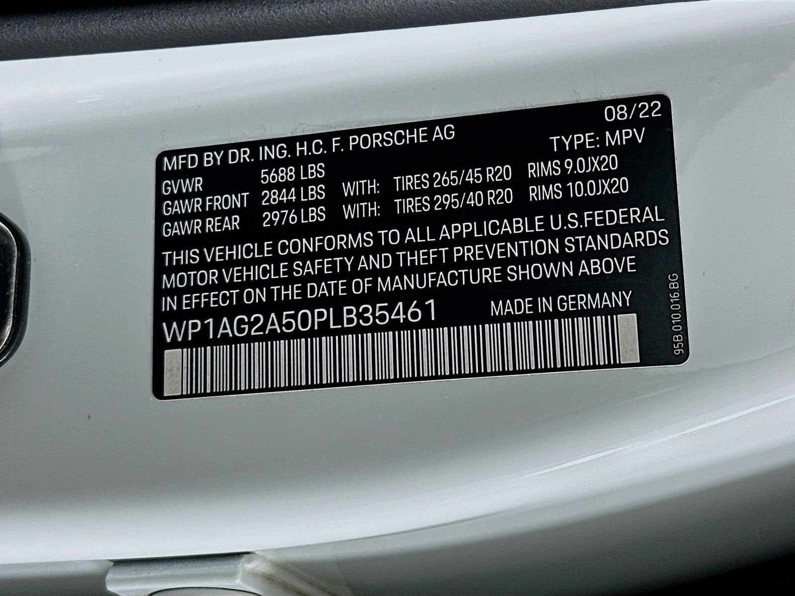 Used 2023 White Porsche S image 34
