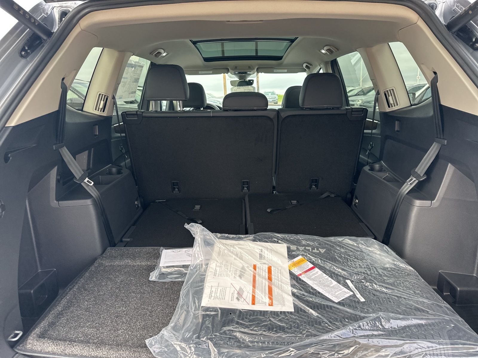 2026 Volkswagen Atlas SE w/Tech - Photo 33