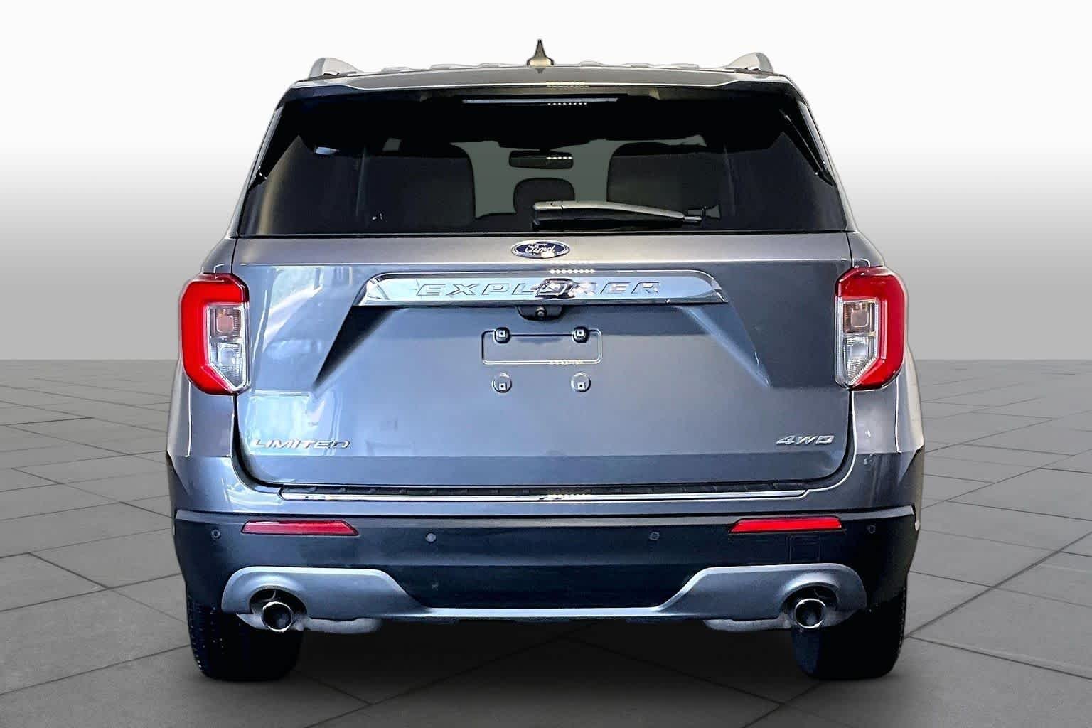 Used 2022 Carbonized Gray Ford Limited image 5