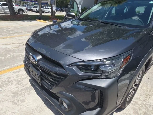 Used 2024 Gray Subaru 2.5i image 2