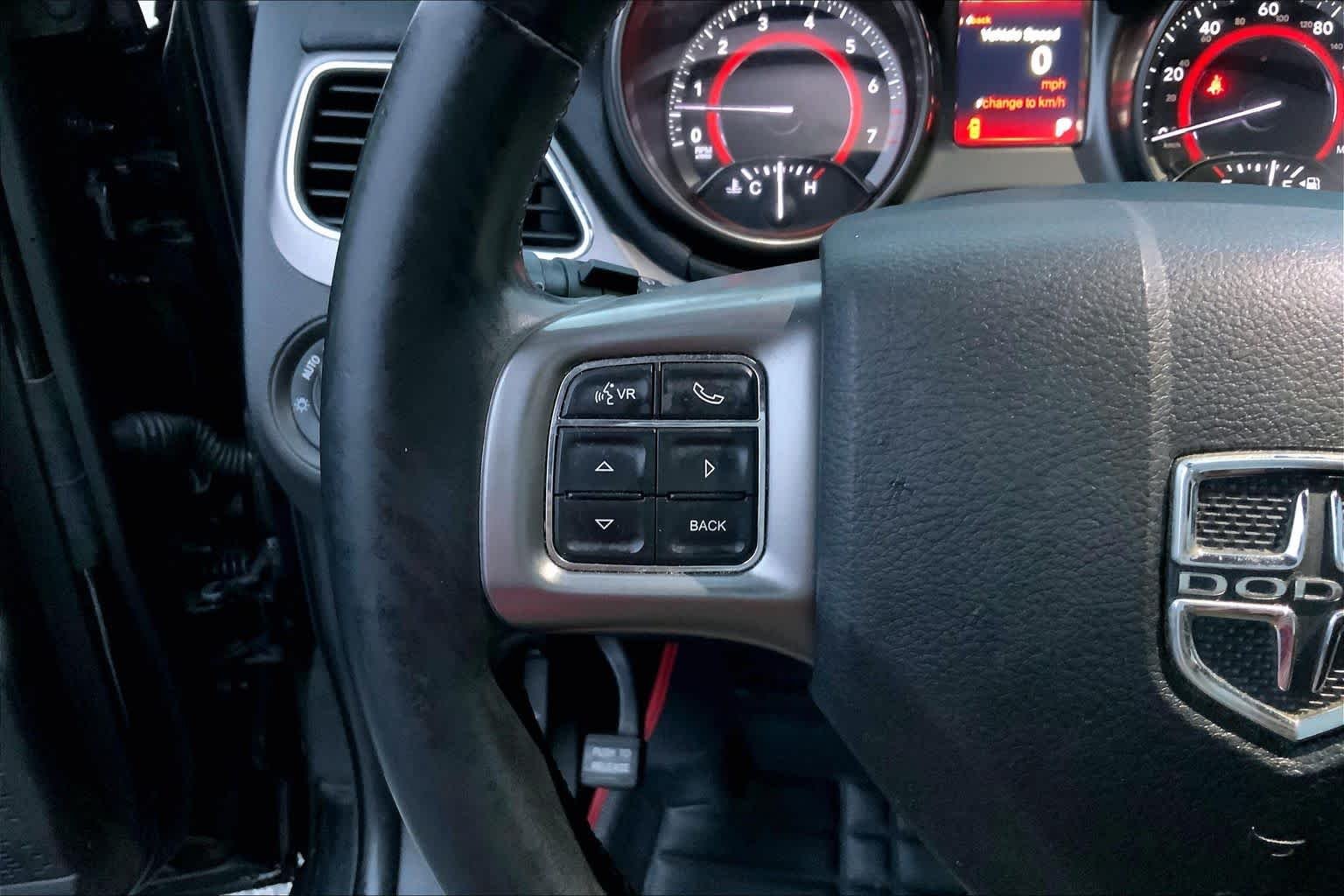 Used 2017 Pitch Black Clear Coat Dodge Crossroad Plus image 22