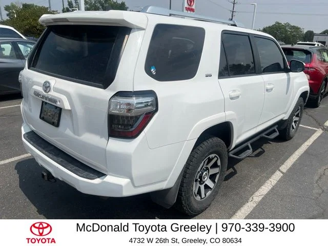 Used 2016 White Toyota SR5 image 5