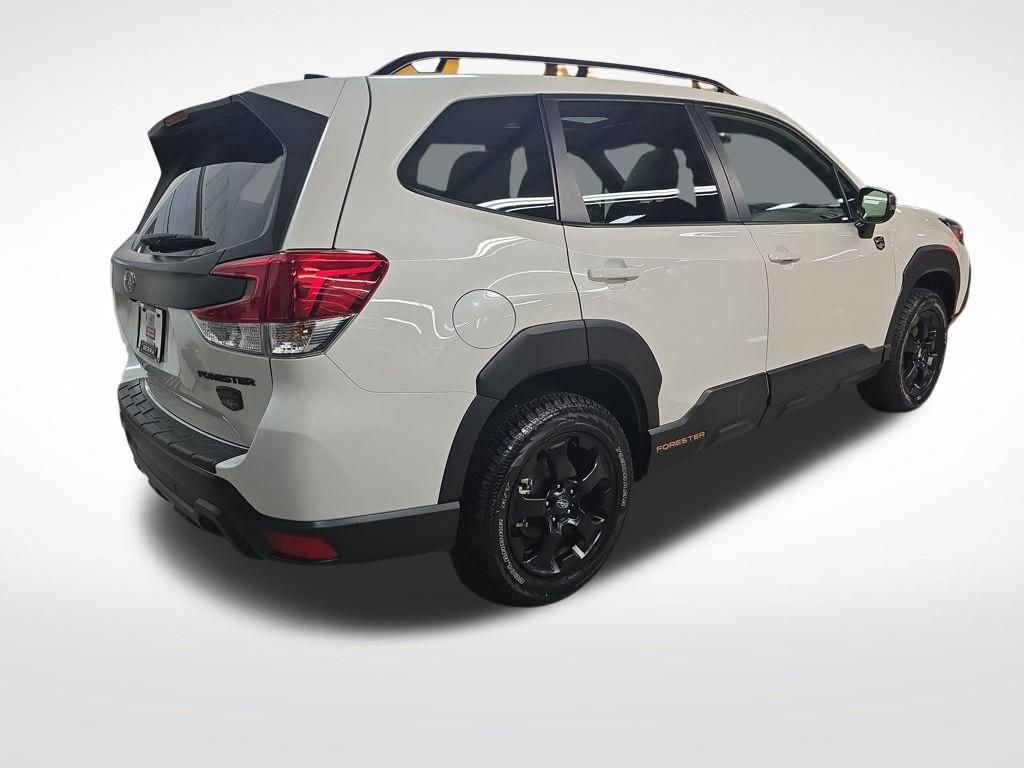 Used 2025 White Subaru Wilderness image 6