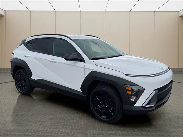 Used 2026 White Hyundai SEL Sport image 2