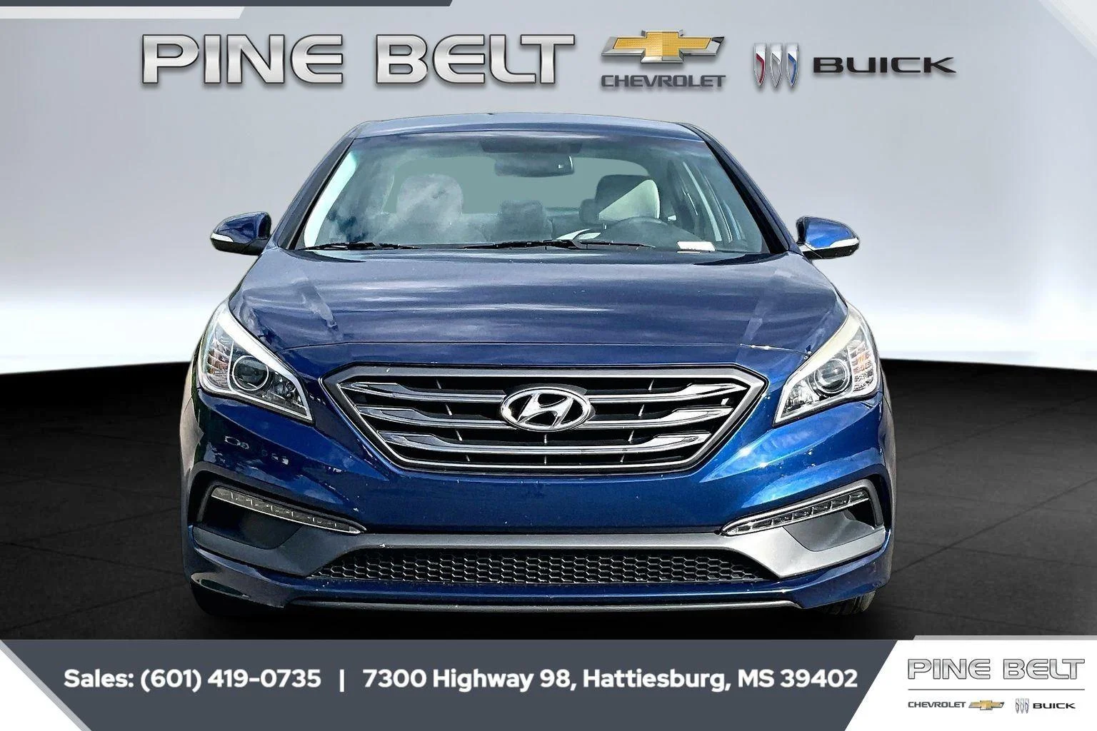 Used 2015 Lakeside Blue Hyundai 2.4L Sport image 3