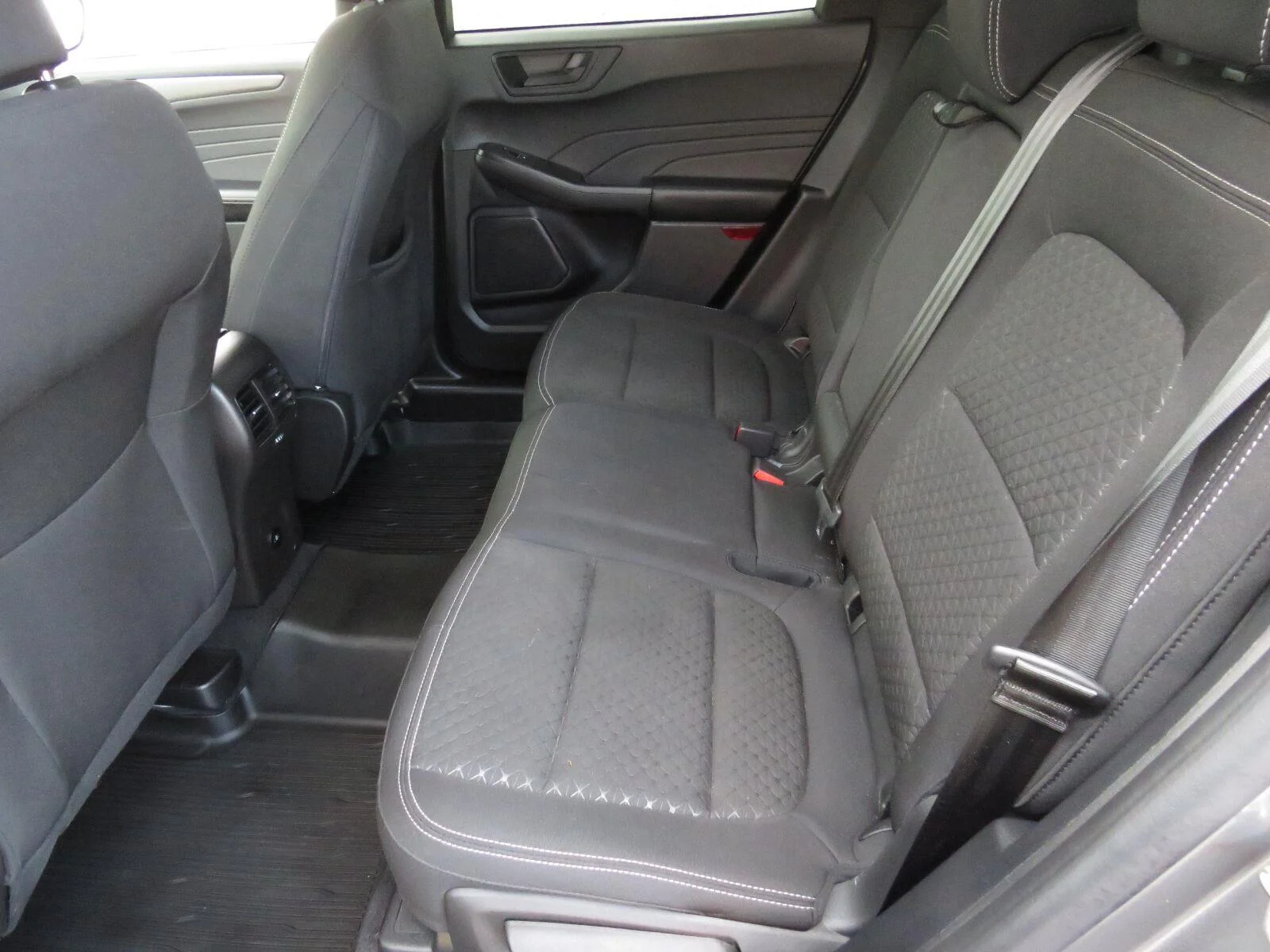 Used 2023  Ford Active image 24