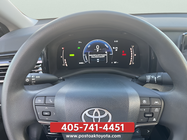 2025 Toyota Camry LE - Photo 29